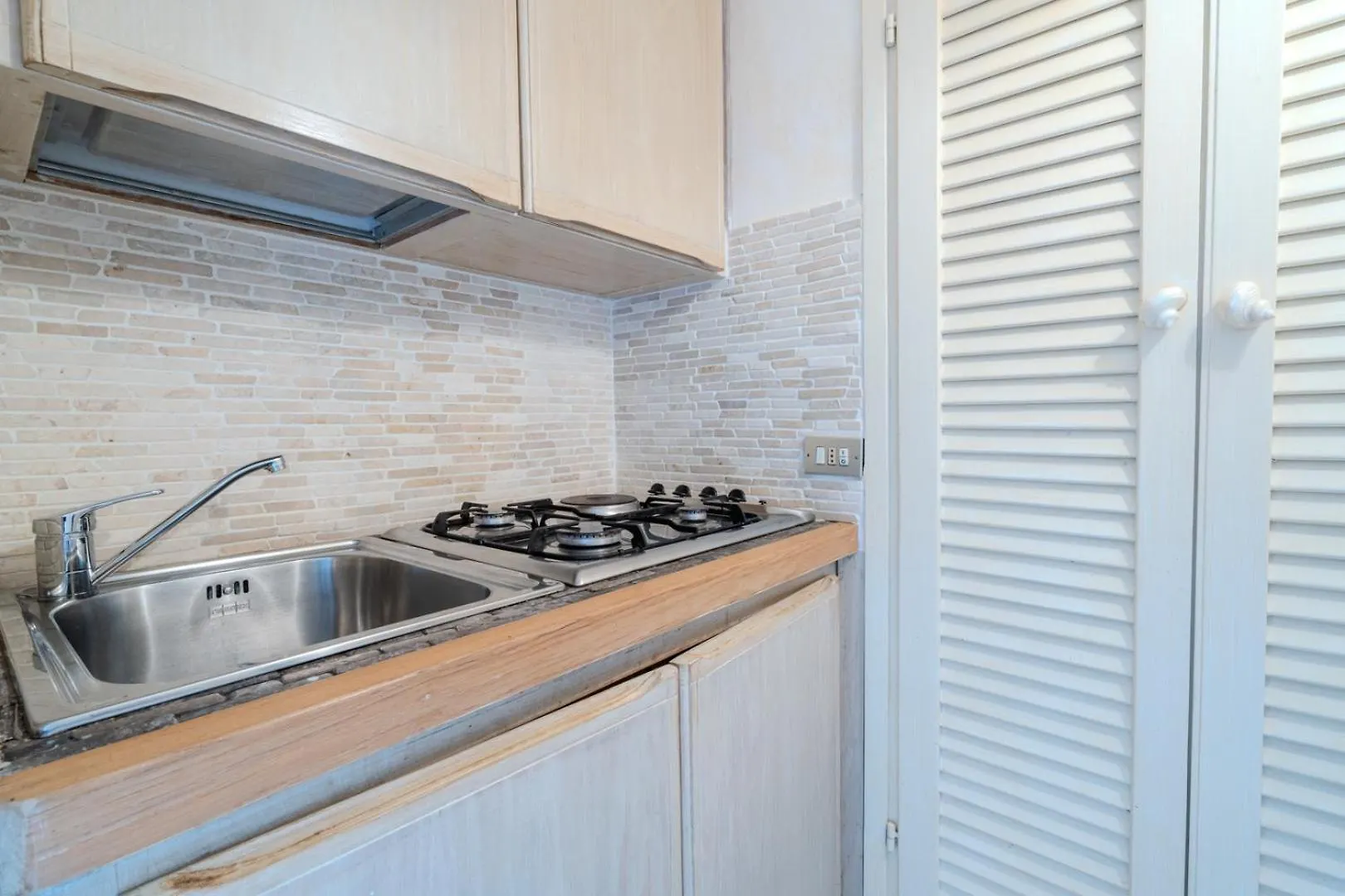 Porto RotondoComfort In Centro Con Piscina, A/C Apartamento