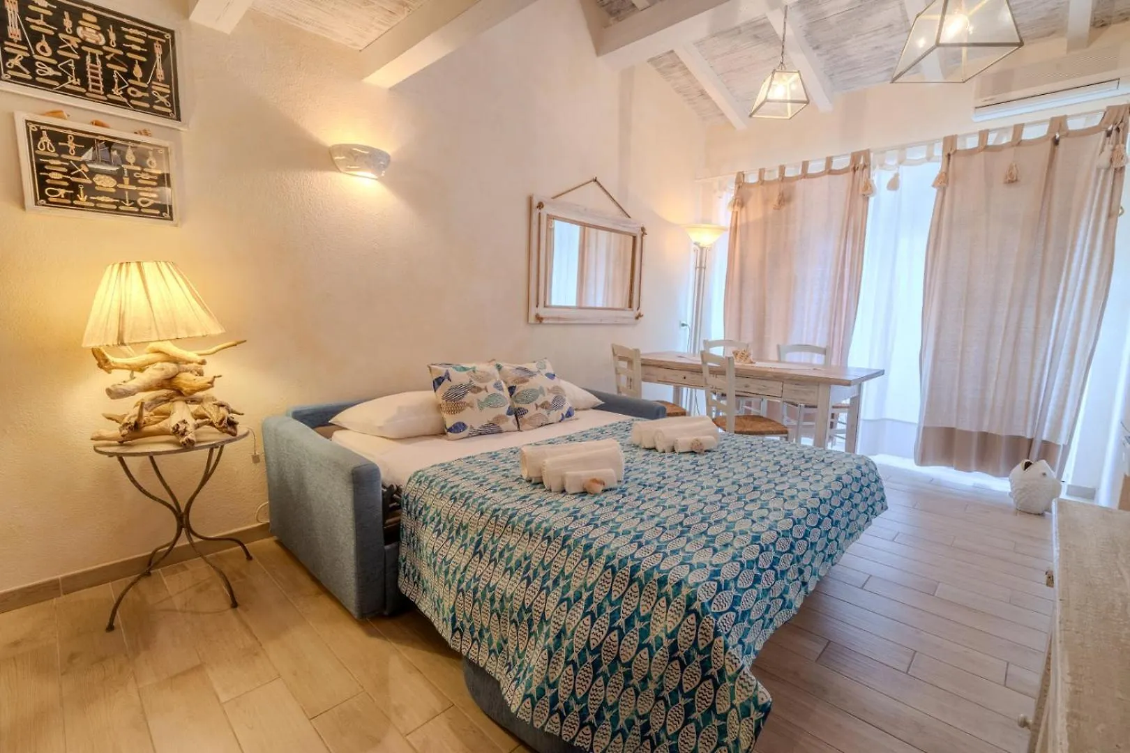 Porto RotondoComfort In Centro Con Piscina, A/C פורטו רוטונדו